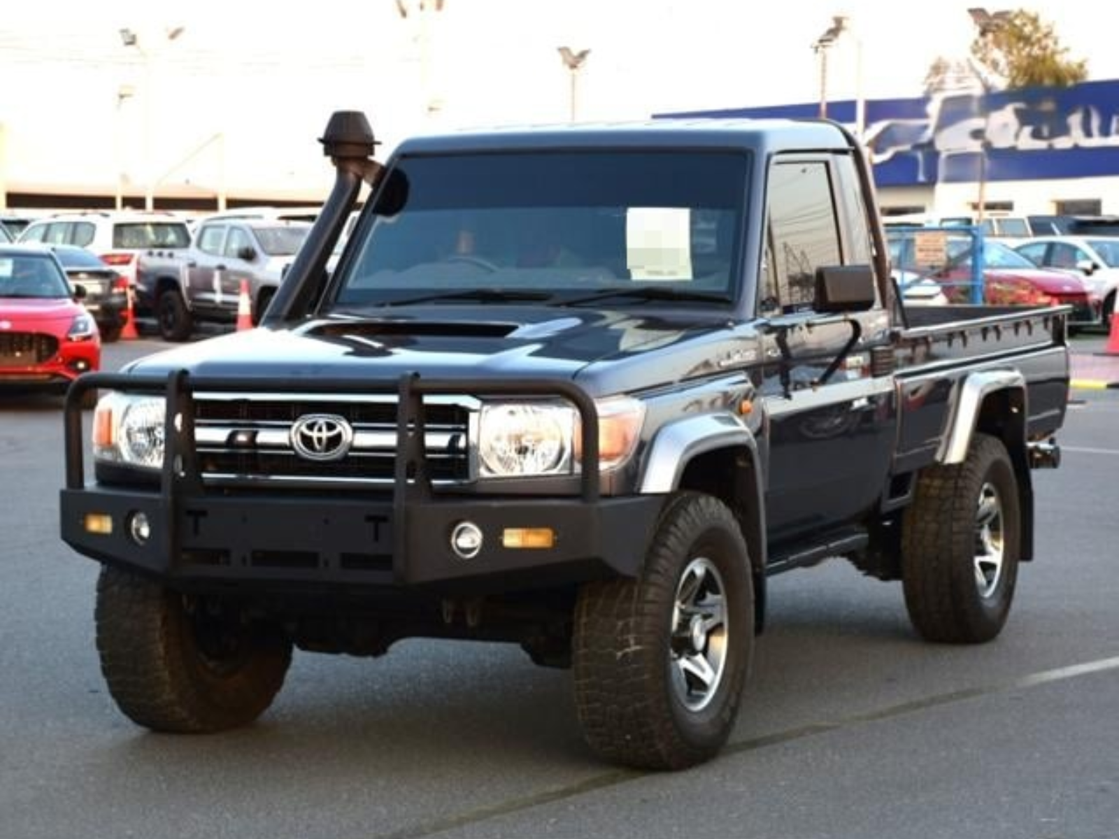 TOYOTA Land Cruiser