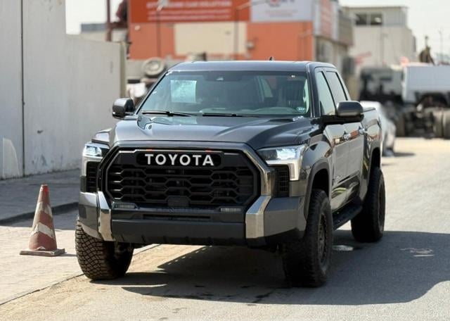TOYOTA TUNDRA