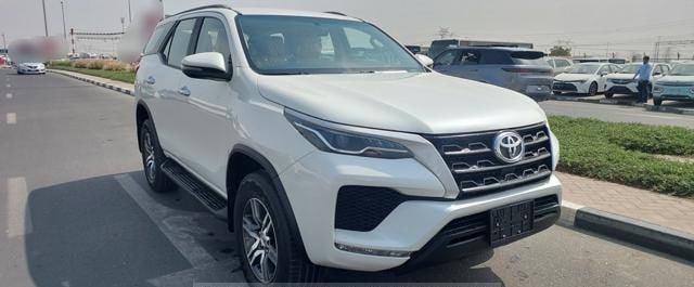 TOYOTA Fortuner