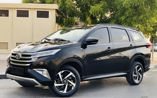 TOYOTA RUSH