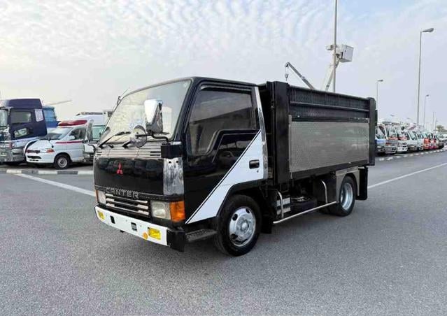 MITSUBISHI Canter