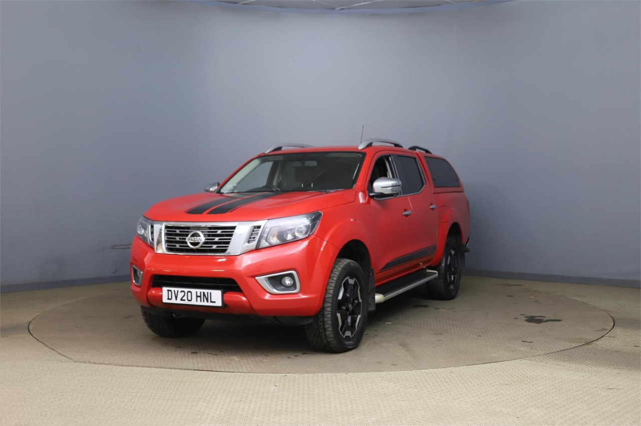 NISSAN Navara