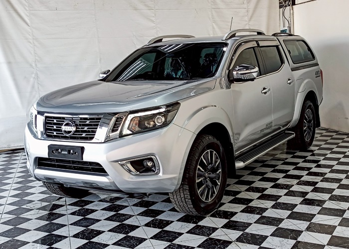 NISSAN Navara