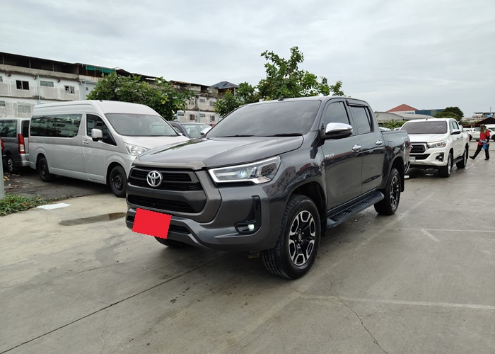 TOYOTA Hilux