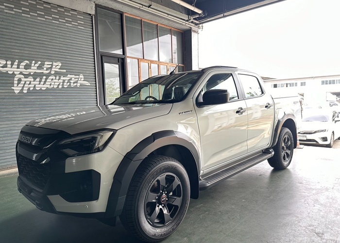ISUZU D-Max