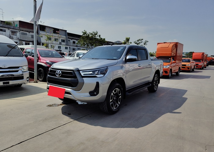 TOYOTA Hilux