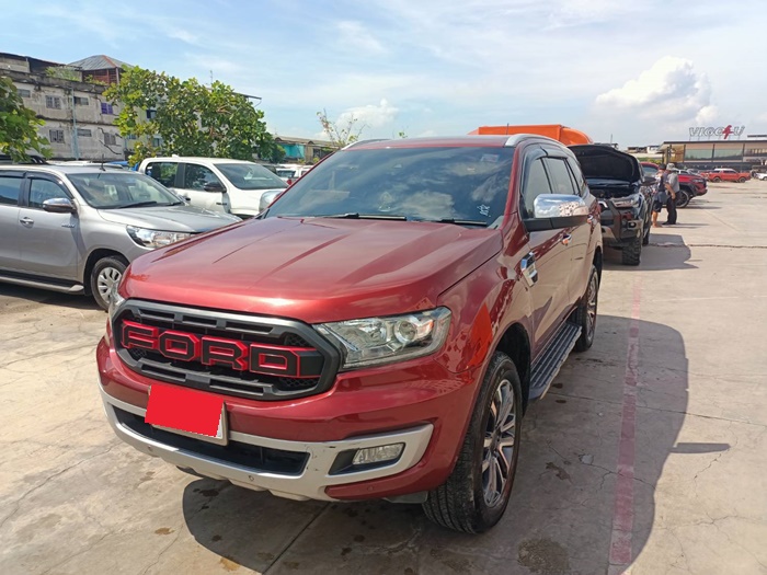 FORD EVEREST.