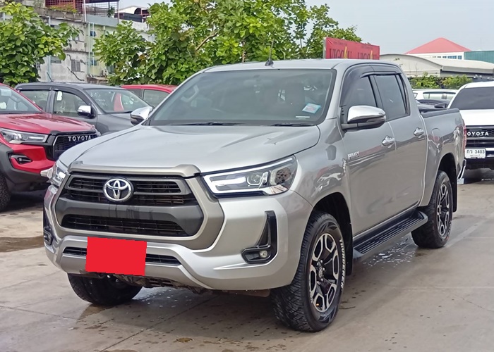 TOYOTA Hilux