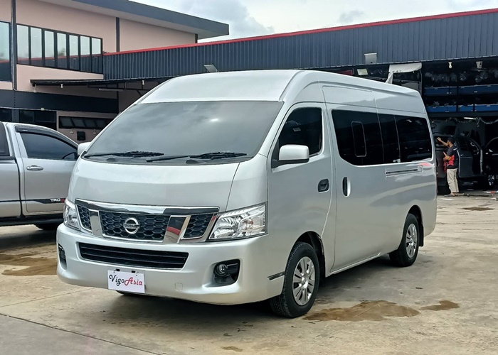 NISSAN NV350