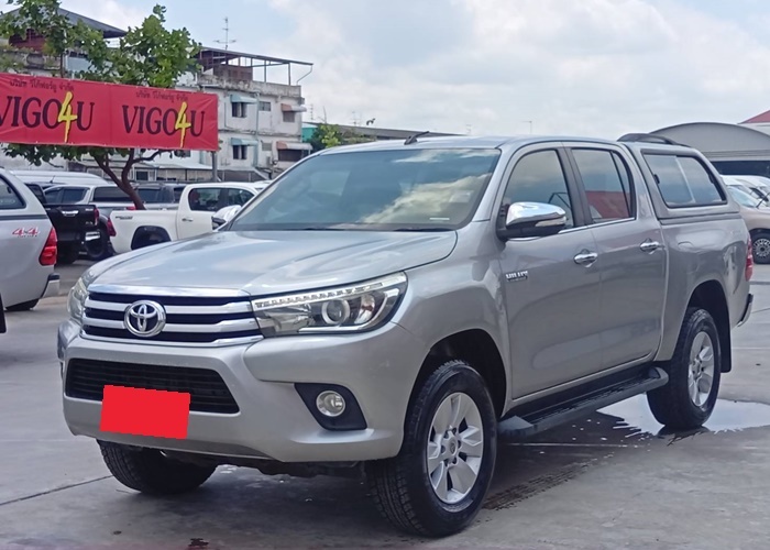 TOYOTA Hilux