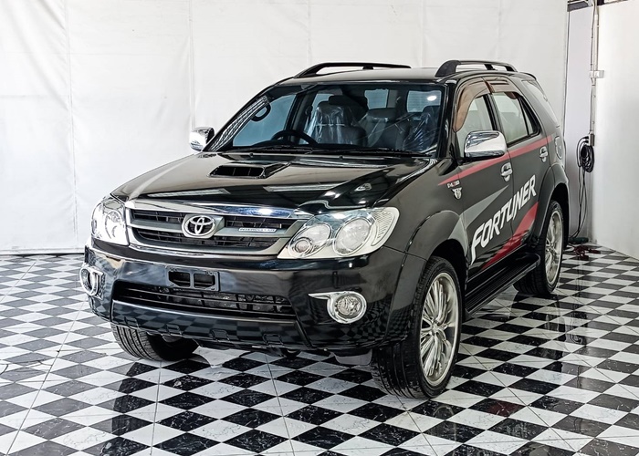 TOYOTA Fortuner