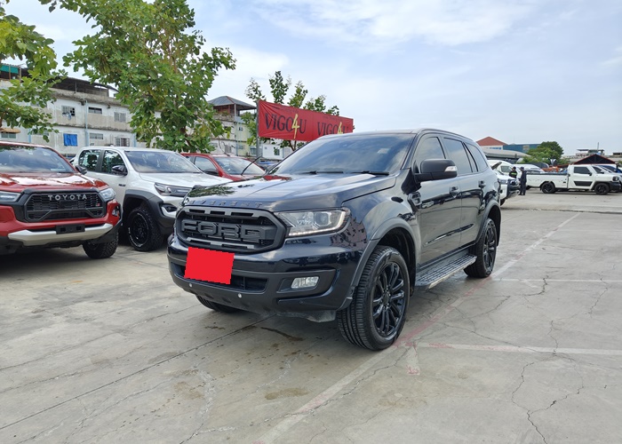 FORD EVEREST.