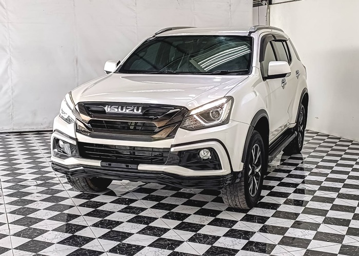 ISUZU MU-X