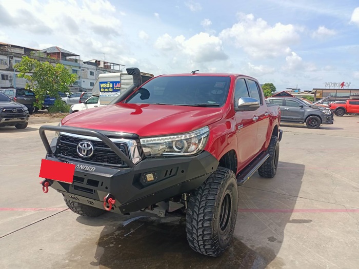 TOYOTA Hilux