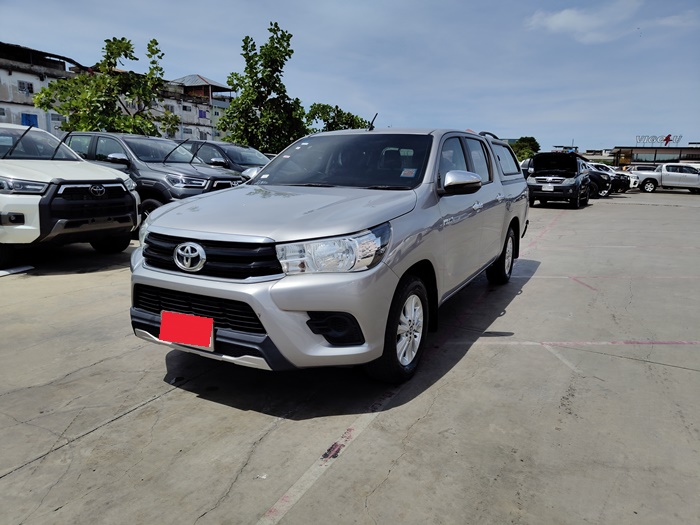 TOYOTA Hilux