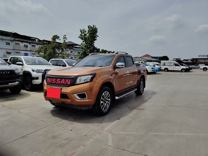 NISSAN Navara