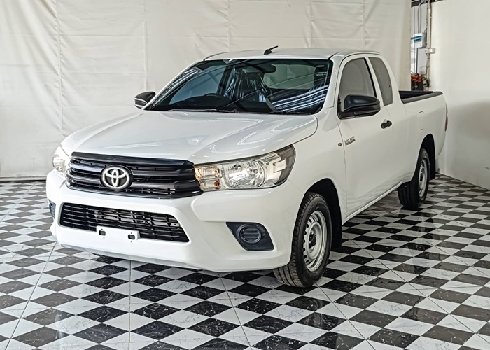 TOYOTA Hilux