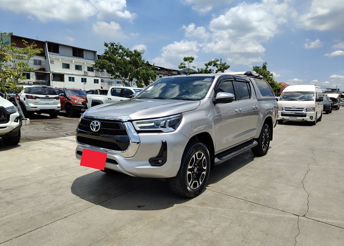 TOYOTA Hilux