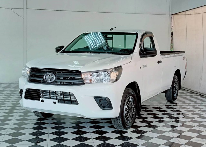 TOYOTA Hilux