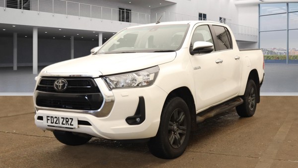 TOYOTA Hilux