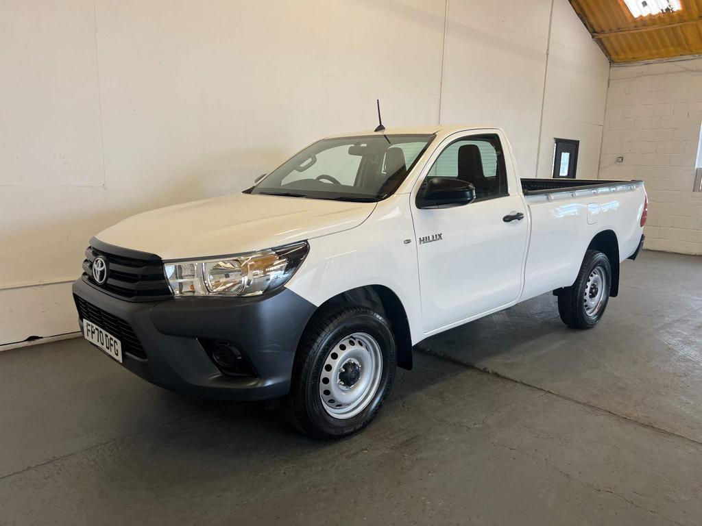 TOYOTA Hilux