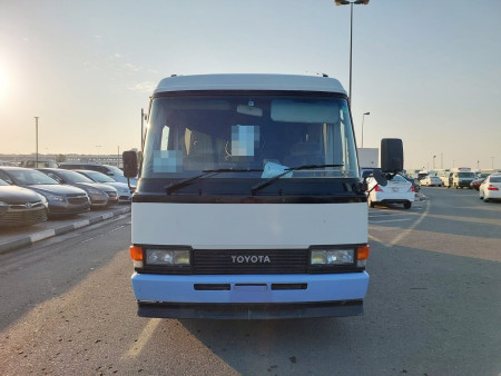 TOYOTA Coaster