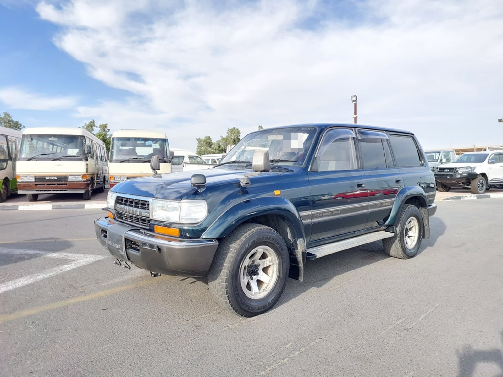 TOYOTA Land Cruiser