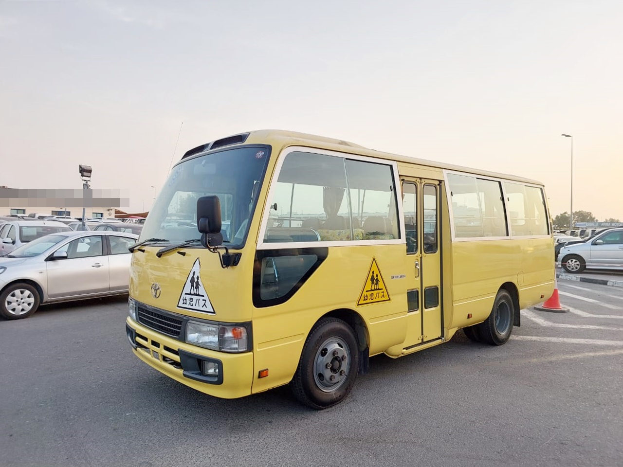 TOYOTA Coaster