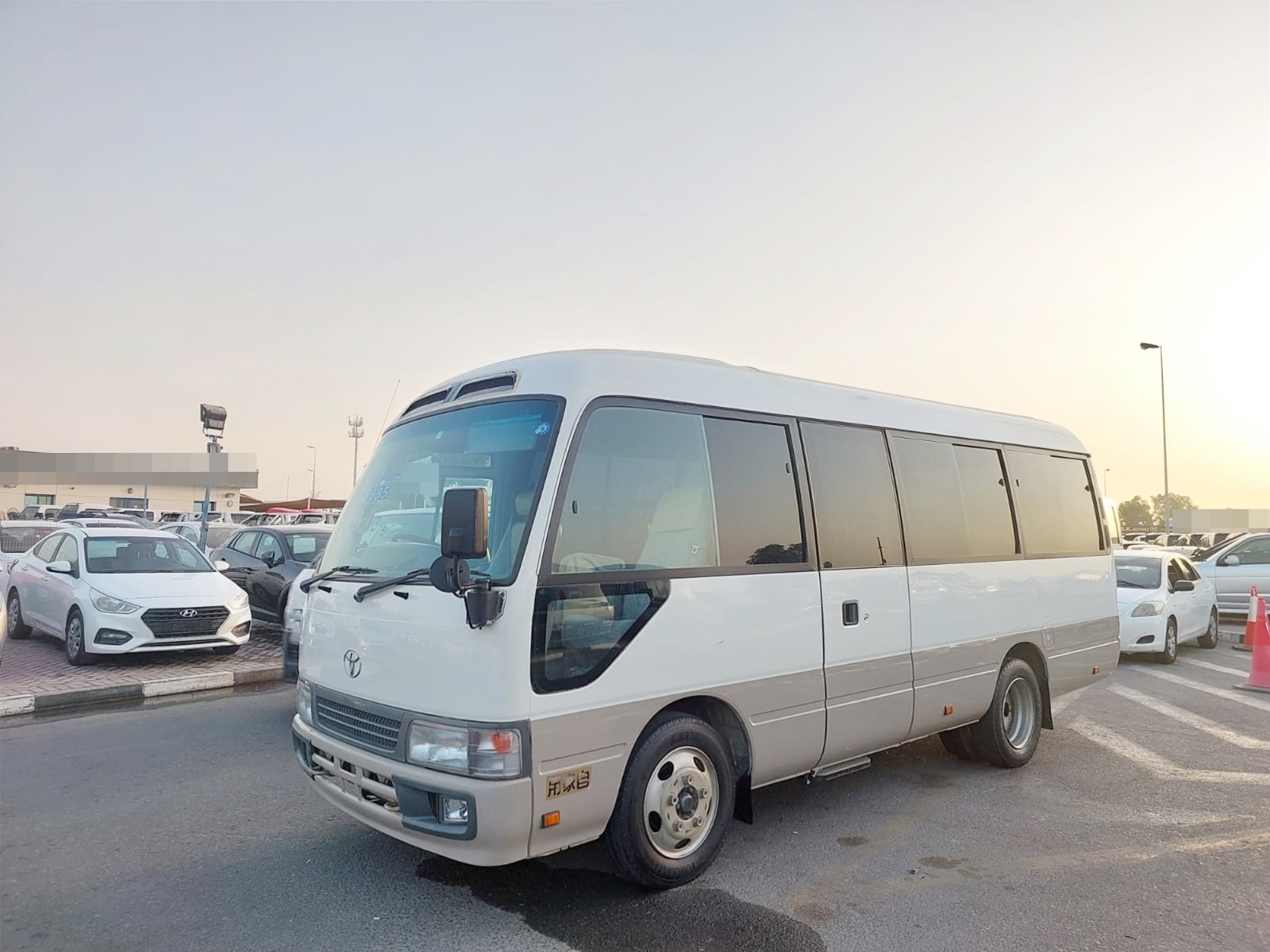 TOYOTA Coaster