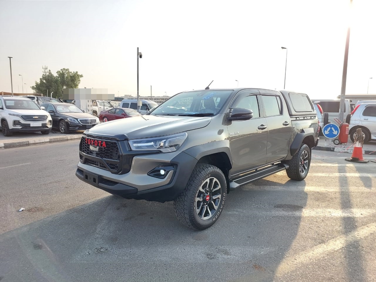 TOYOTA Hilux