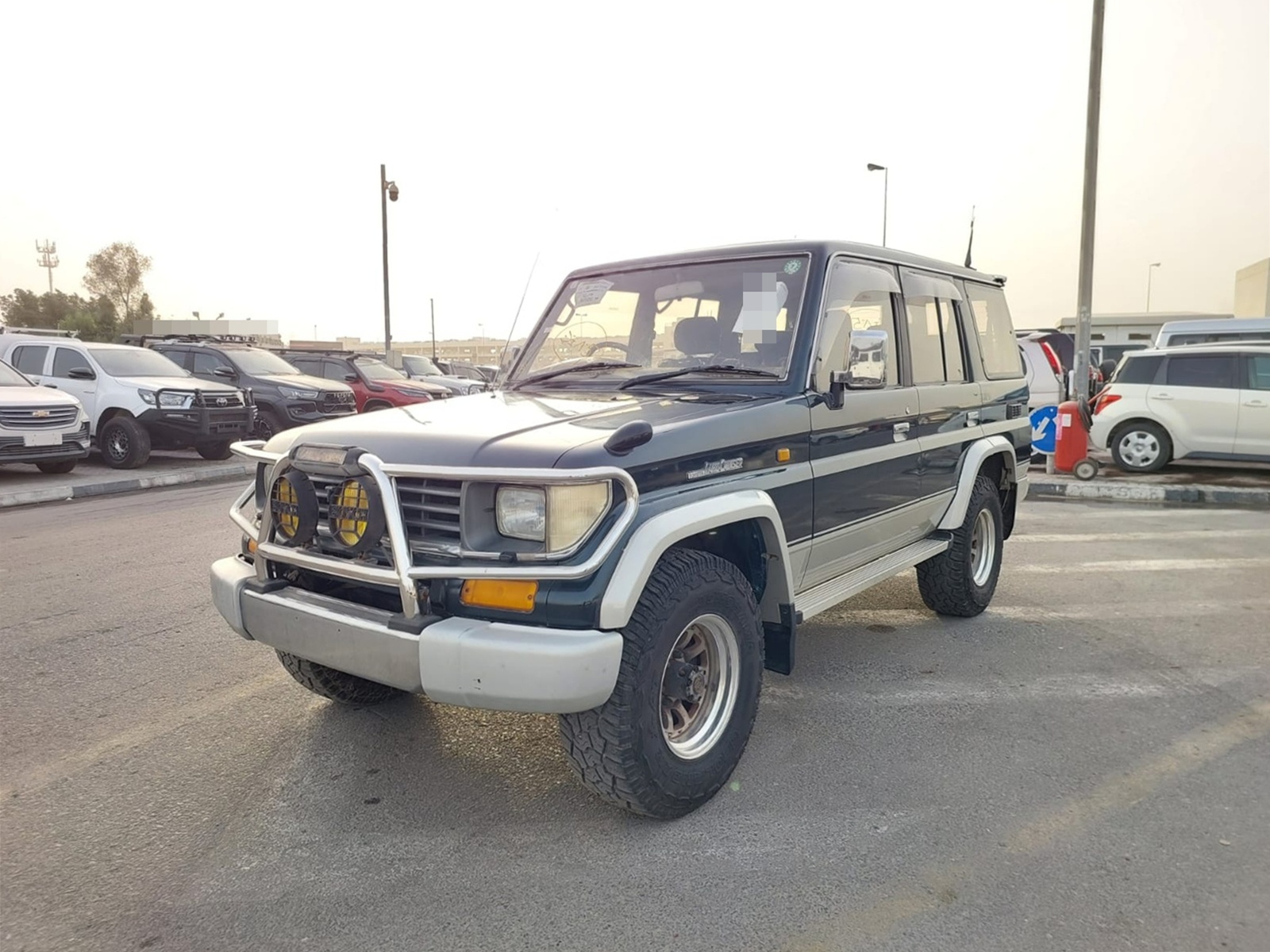 TOYOTA Land Cruiser Prado