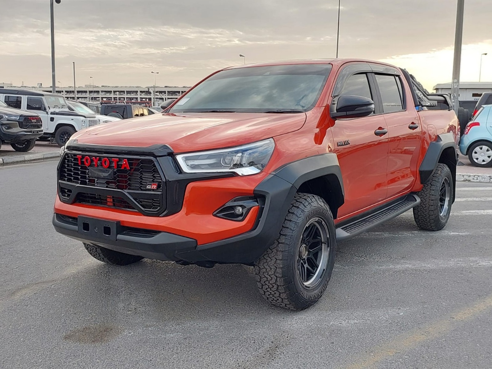 TOYOTA Hilux