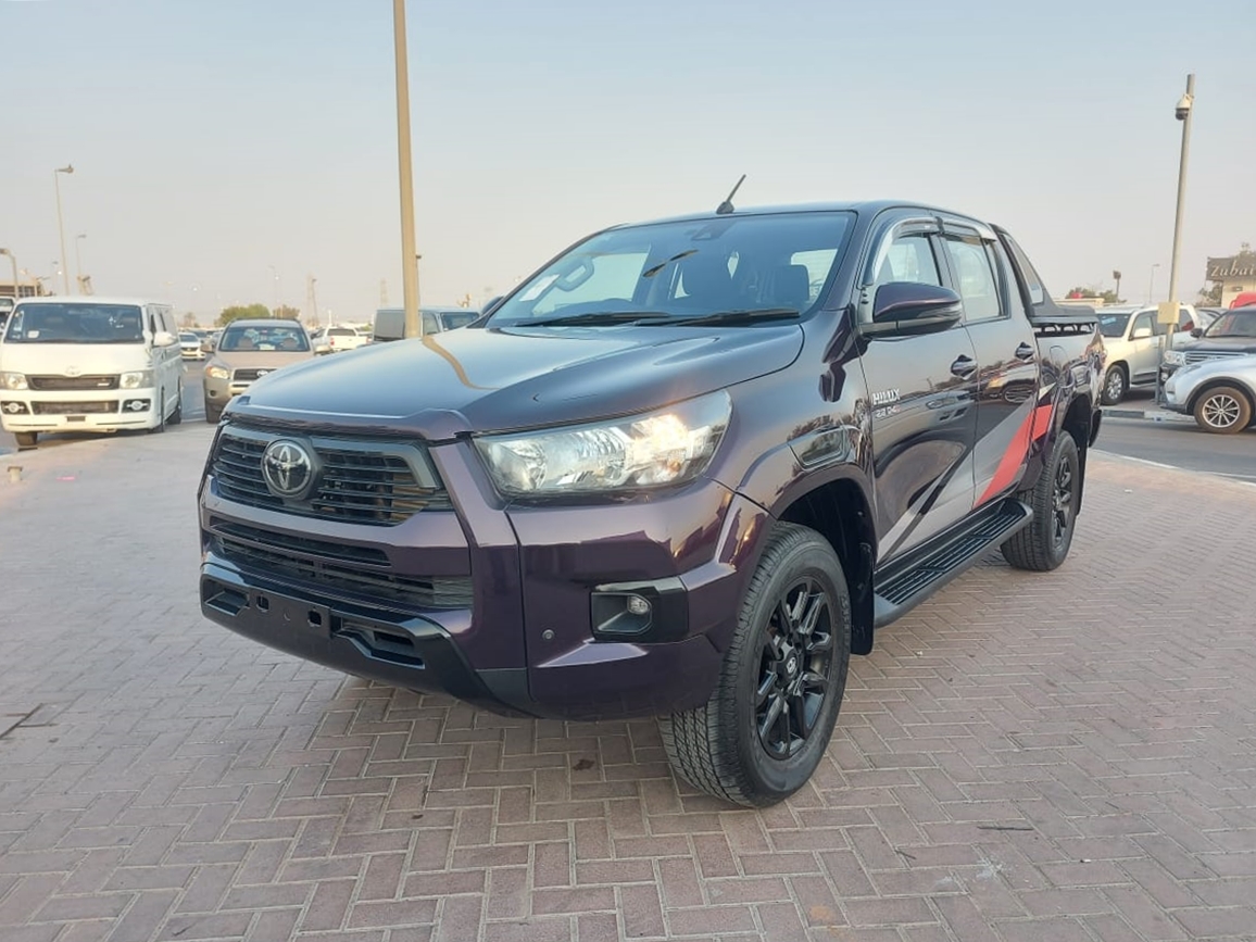 TOYOTA Hilux