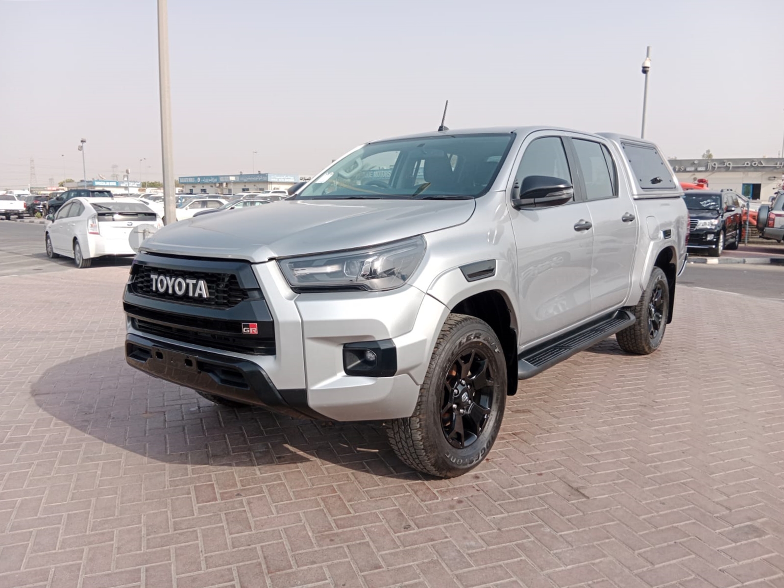 TOYOTA Hilux 