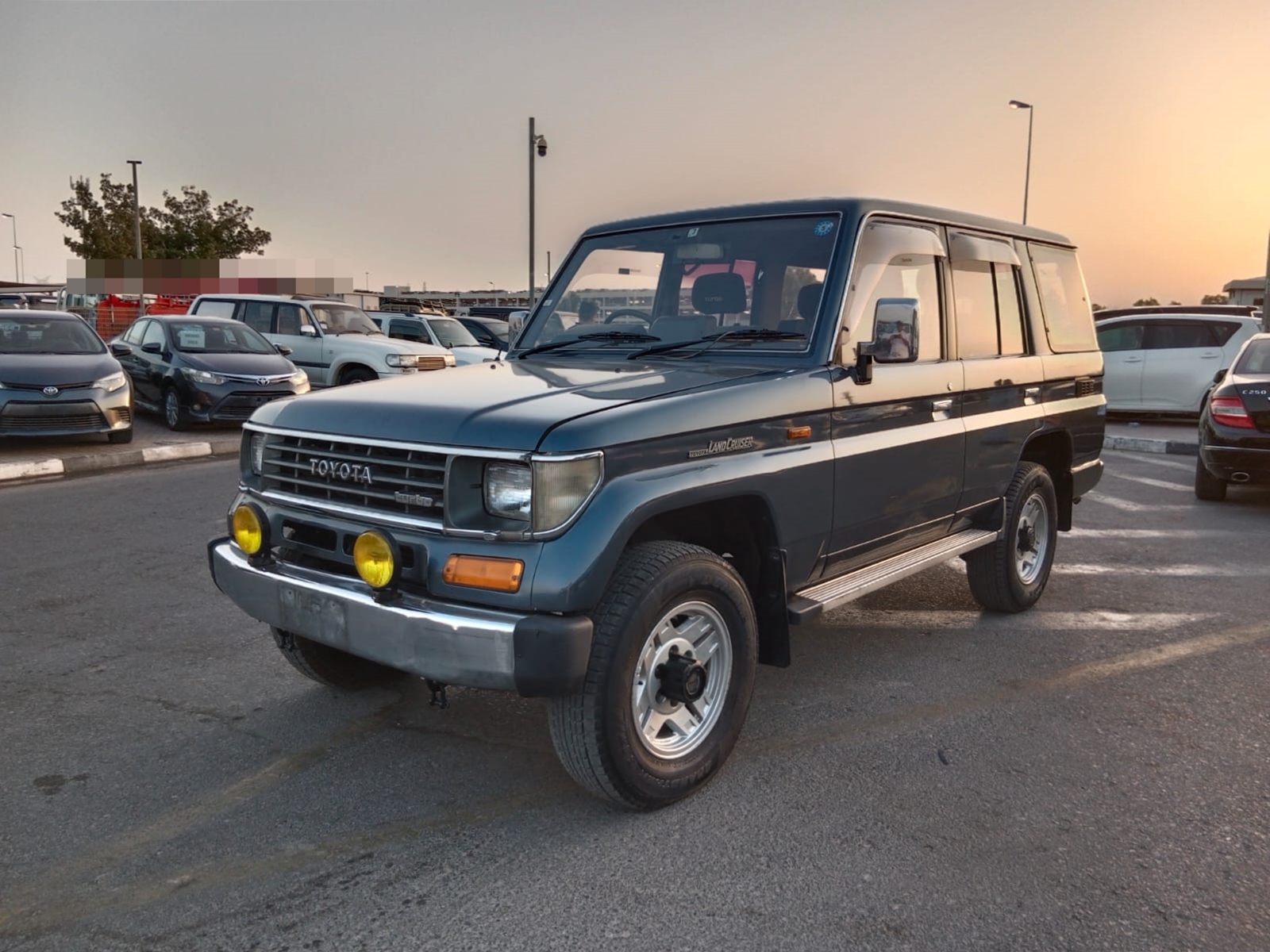 TOYOTA Land Cruiser Prado