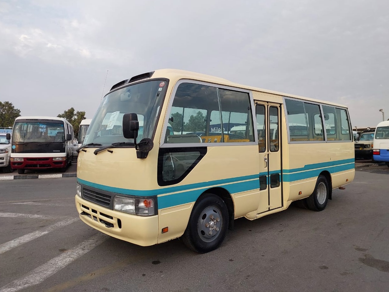 TOYOTA Coaster