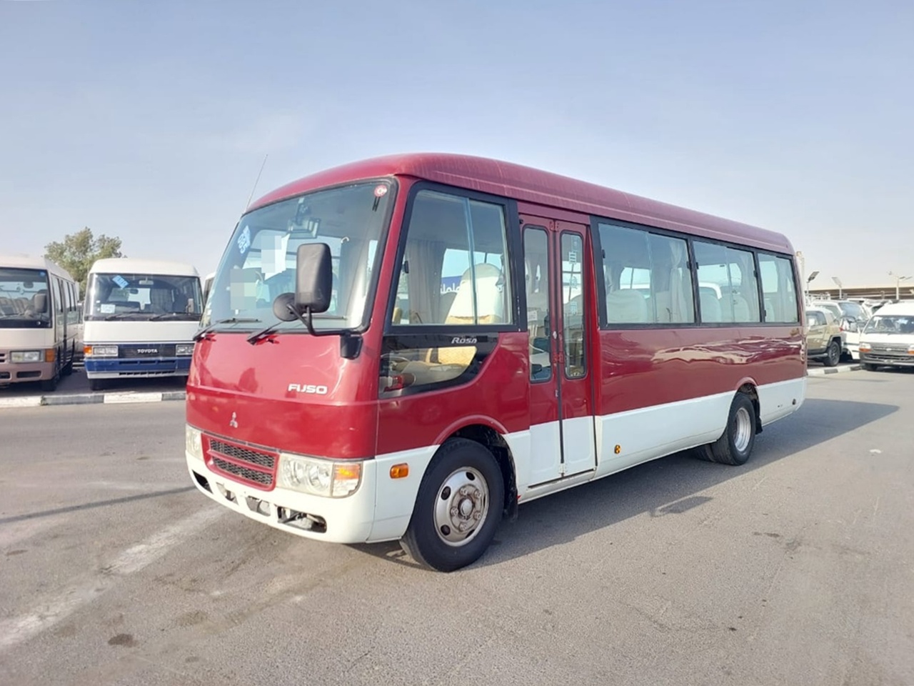 MITSUBISHI Rosa
