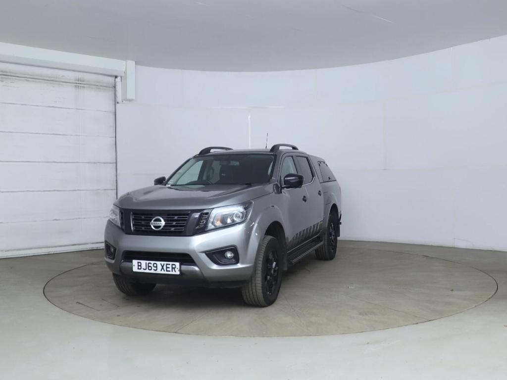 NISSAN Navara