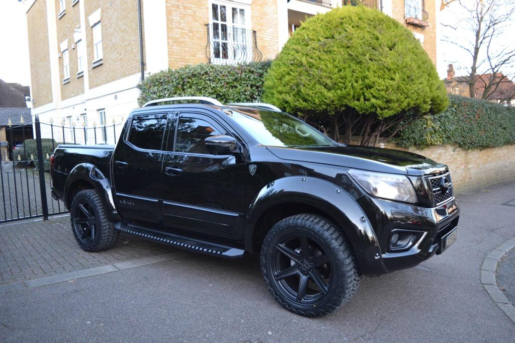 NISSAN Navara