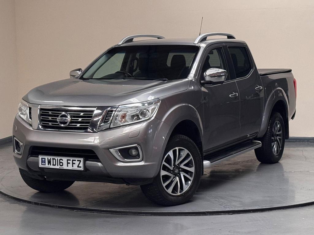 NISSAN Navara