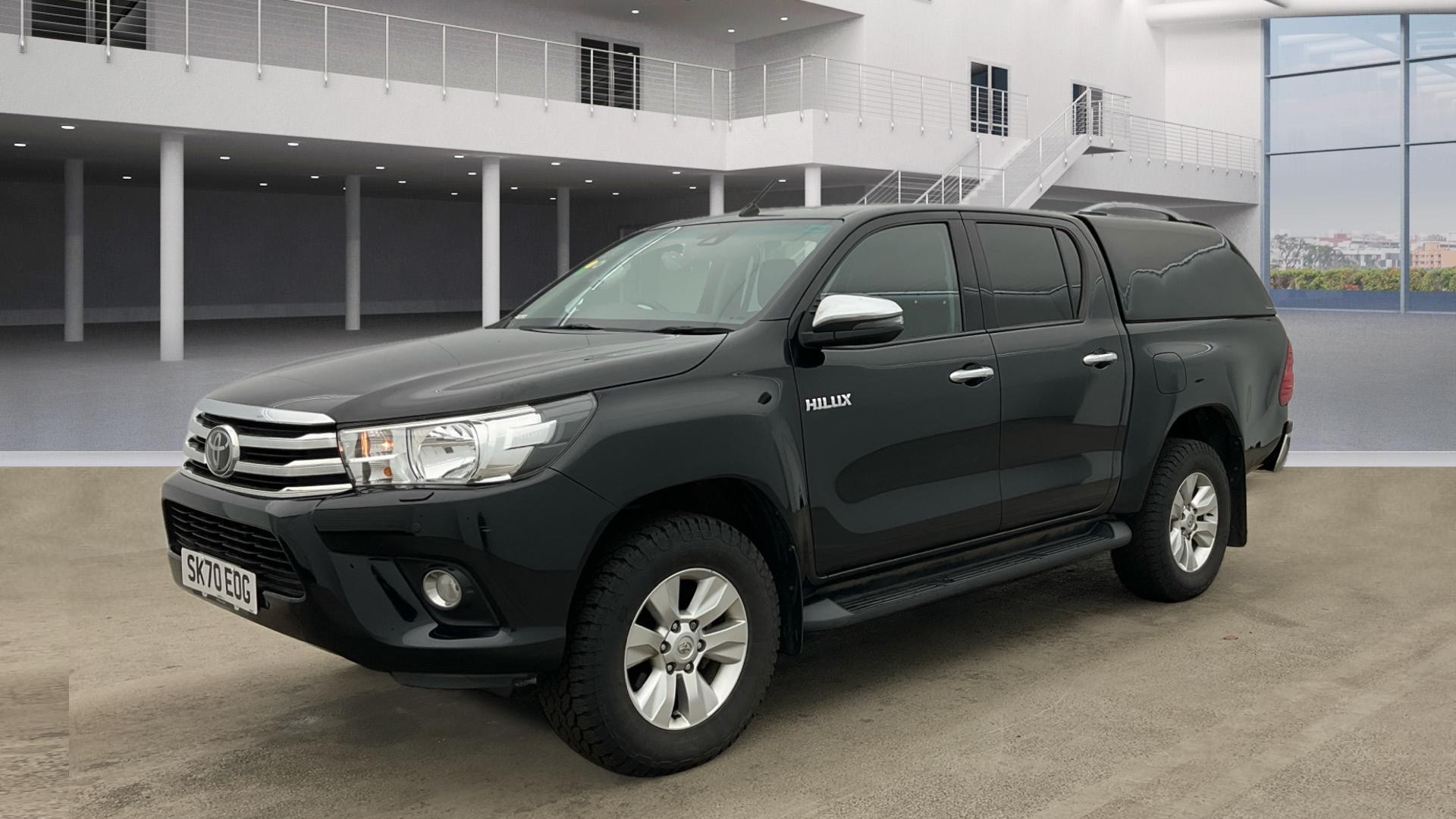 TOYOTA Hilux