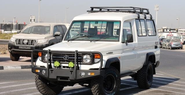 TOYOTA Land Cruiser