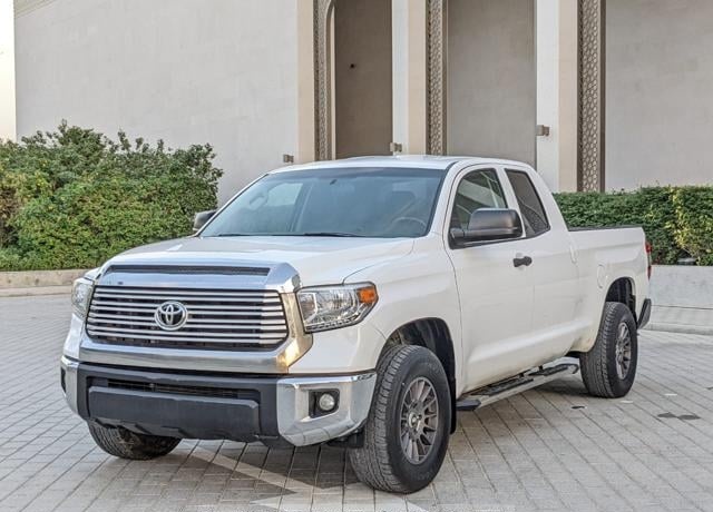 TOYOTA TUNDRA