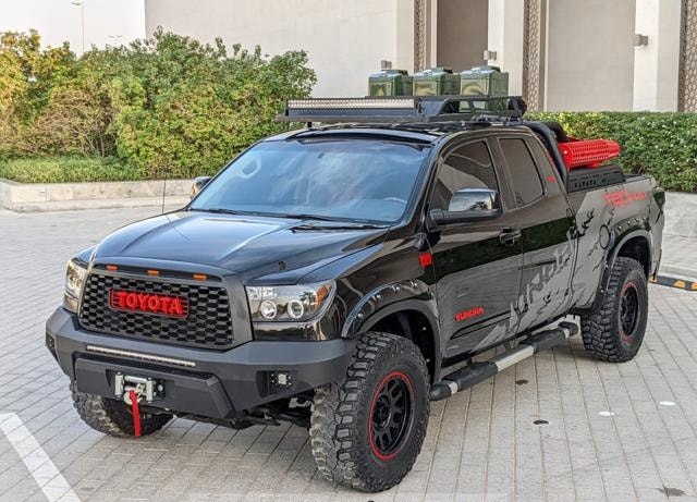 TOYOTA TUNDRA