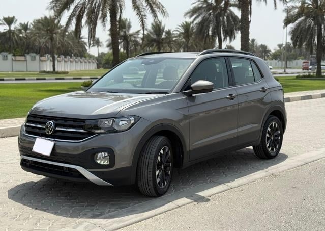 VOLKSWAGEN T -CROSS
